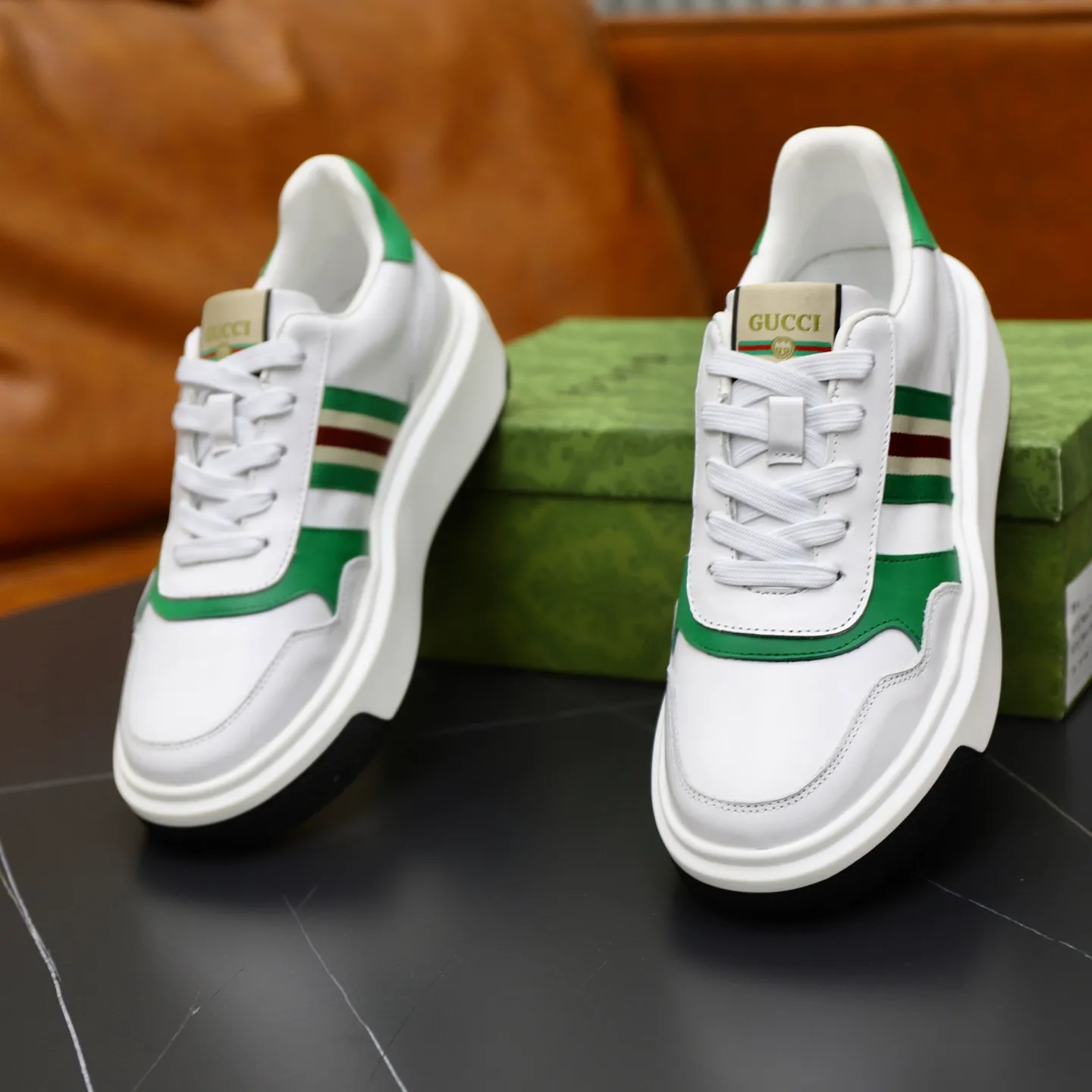 Ex-factory price: 462💰🙅‍♂️🙅‍♂️🙅‍♂️ Brand: GUCCI Standard code: 38-44 (45 customized) Grade: Same as the official website Material: Original cowhide material stitching Comfortable sheepskin lining Lightweight and wear-resistant sports outsole Style category: Men's fashionable casual shoes Running sneakers Distinguished luxury brand elements Top luxury Color: actual picture color